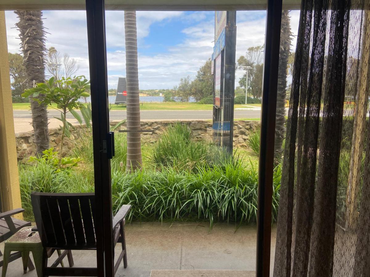 Abel Tasman Waterfront Motel Lakes Entrance Exteriér fotografie